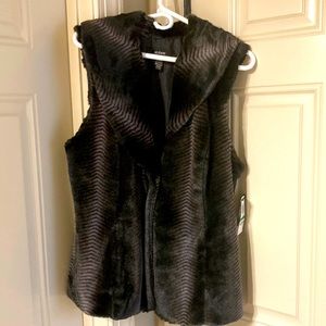 NWT Size L Alfani brown faux fur vest